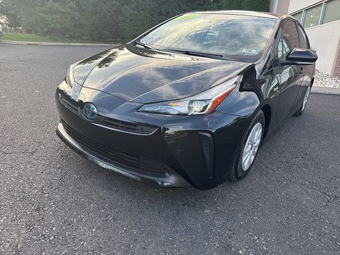 Used 2021 Toyota Prius LE w/ Carpet Mat Package (TMS) FWD image 15