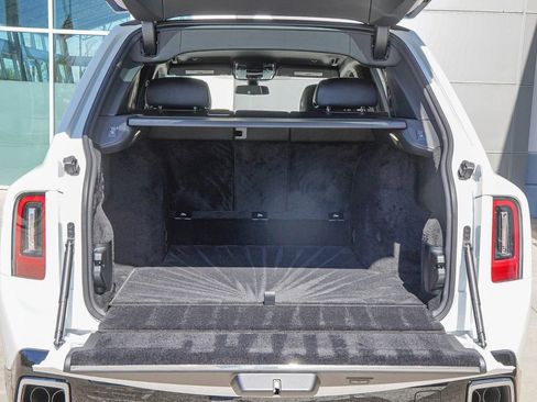 New 2026 Rolls-Royce Cullinan image 49