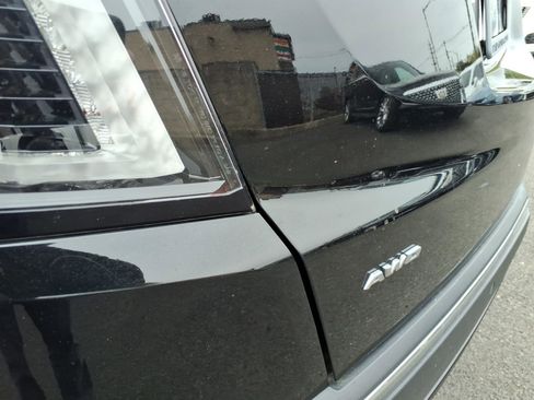 Certified 2023 Cadillac XT5 Sportv w/ Technology Package AWD/4WD image 12