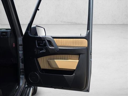 Used 2016 Mercedes-Benz G 63 AMG 4MATIC image 11