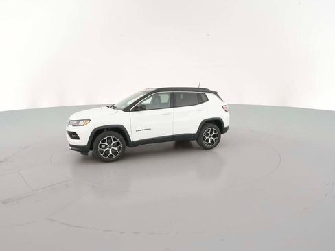 New 2026 Jeep Compass Limited image 5
