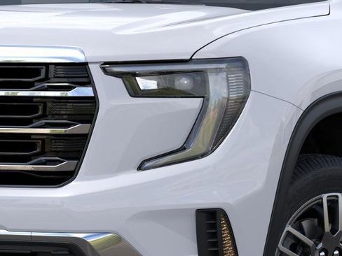 New 2026 GMC Acadia Elevation w/ LPO, Floor Liner Package FWD image 34