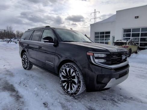Used 2026 Ford Expedition Platinum w/ Driver's Package image 2