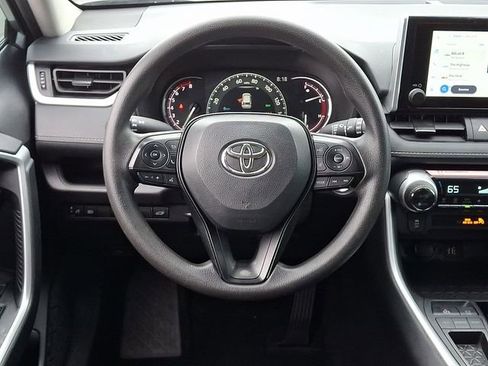 Used 2025 Toyota RAV4 XLE w/ Convenience Package FWD image 19