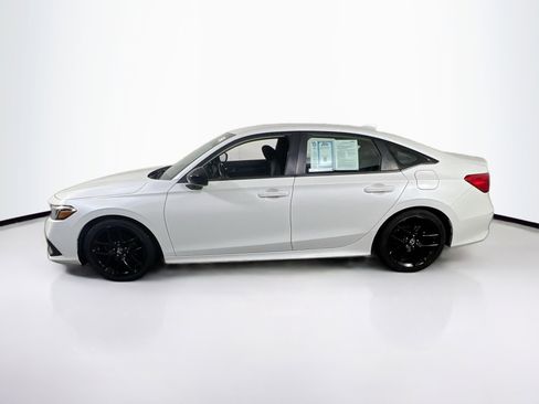 Used 2023 Honda Civic Sport image 8