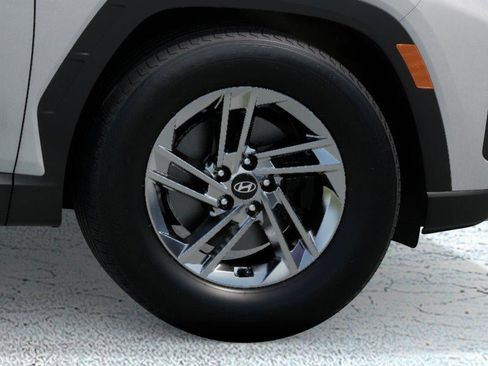 New 2026 Hyundai Tucson SE image 8