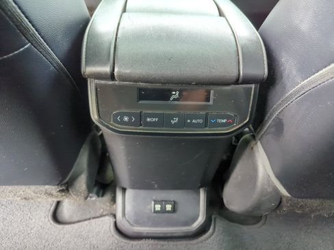 Used 2021 Toyota Highlander XSE FWD image 21