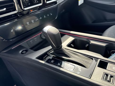 New 2026 Nissan Sentra SV w/ SV Convenience Package FWD image 22