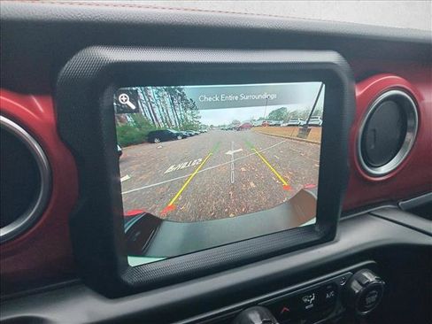 Used 2023 Jeep Gladiator Rubicon w/ LED Lighting Group image 21