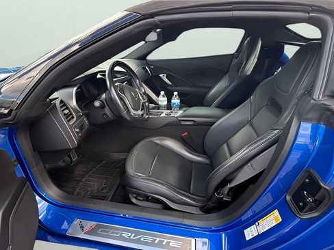 Used 2019 Chevrolet Corvette Stingray Convertible w/ Battery Protection Package RWD image 7