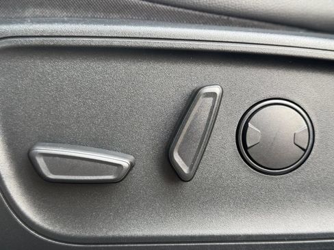 Used 2020 Ford Escape SEL FWD image 21