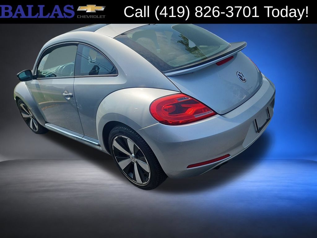 Used 2013 Volkswagen Beetle 2.0T FWD image 3
