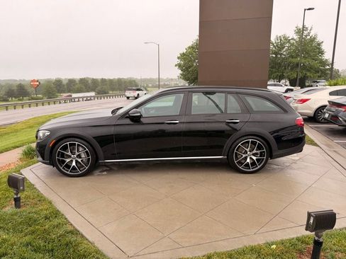 Used 2021 Mercedes-Benz E 450 4MATIC All-Terrain Wagon image 2