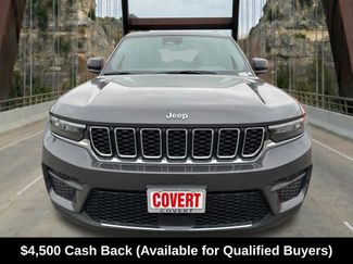 New 2026 Jeep Grand Cherokee Laredo RWD video 2