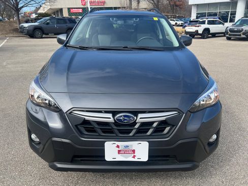 Certified 2022 Subaru Crosstrek 2.0i Premium w/ Moonroof Package image 2
