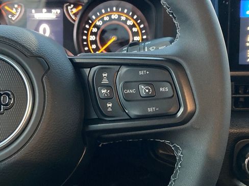 Used 2026 Jeep Wrangler Unlimited Sport AWD/4WD image 18