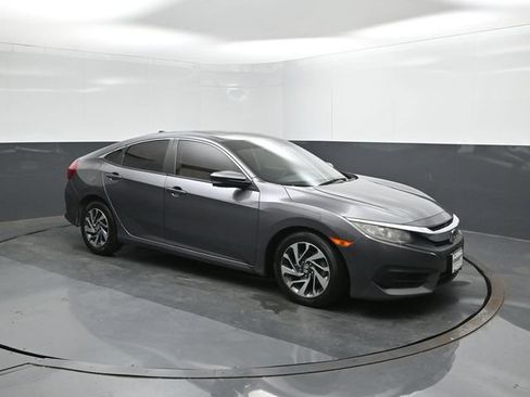 Used 2018 Honda Civic EX image 25