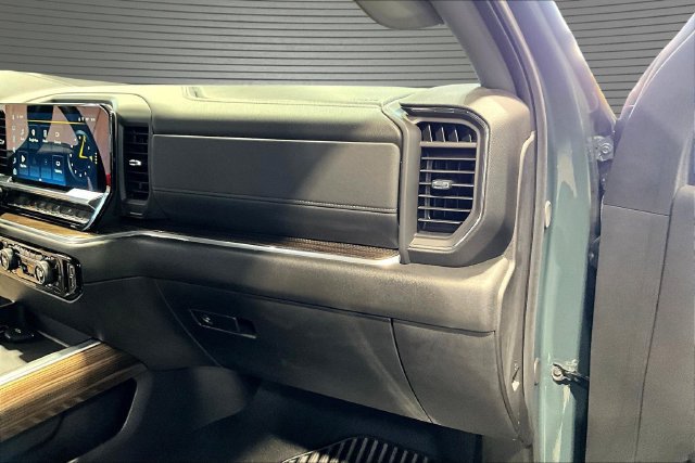 Certified 2025 Chevrolet Silverado 2500 LT w/ All Star Edition AWD/4WD image 26
