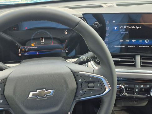 New 2026 Chevrolet Trax ACTIV FWD image 7