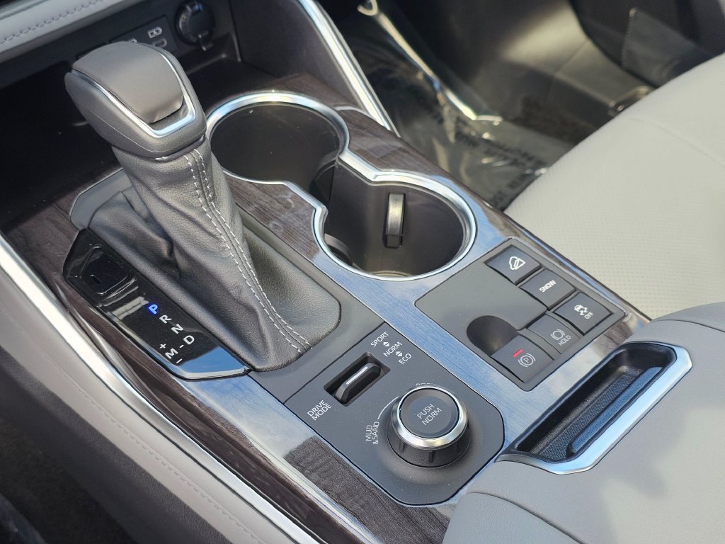 New 2026 Toyota Highlander Platinum AWD/4WD image 34