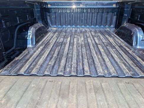 Used 2021 Chevrolet Silverado 1500 Custom RWD image 8