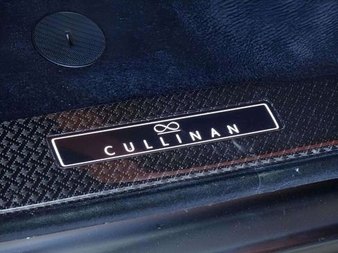 Certified 2023 Rolls-Royce Cullinan Black Badge w/ Driver's Package image 26