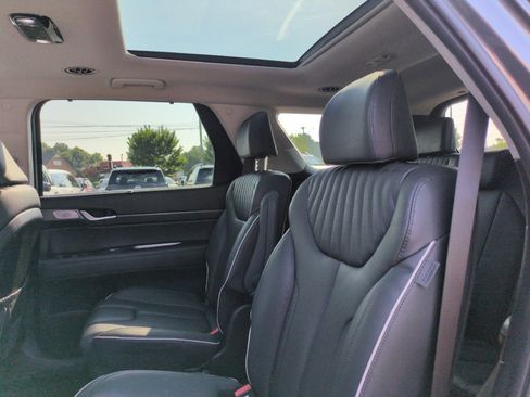 Used 2024 Hyundai Palisade Limited FWD image 27