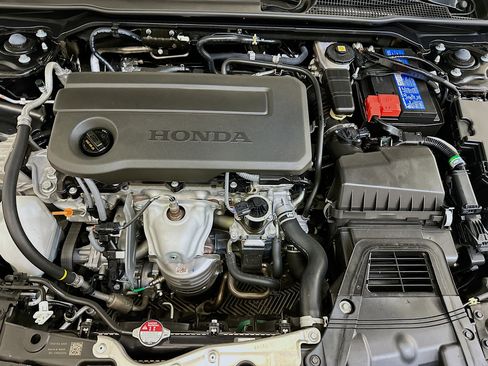 Used 2025 Honda Civic Sport image 33