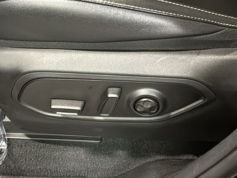 Used 2023 Jeep Grand Cherokee 4WD 4xe image 21