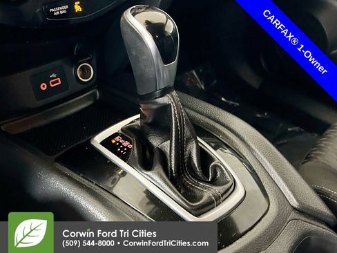 Used 2020 Nissan Rogue SV AWD/4WD image 10