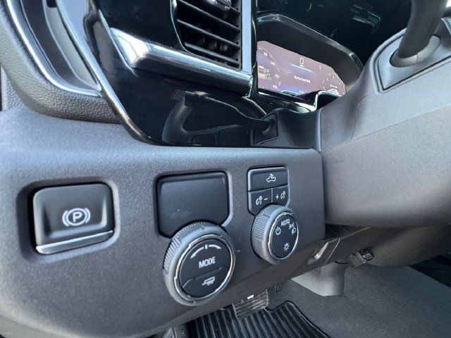 Used 2024 Chevrolet Silverado 1500 LT RWD image 6