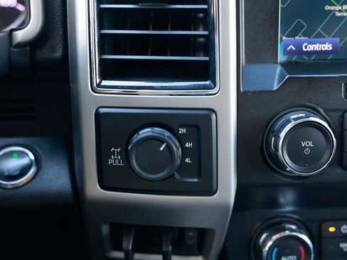 Used 2021 Ford F350 Lariat w/ Lariat Ultimate Package image 39