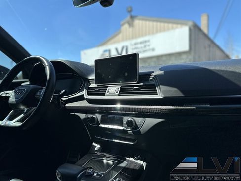 Used 2020 Audi SQ5 Prestige image 28