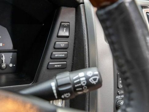 Used 2007 Cadillac XLR RWD image 28