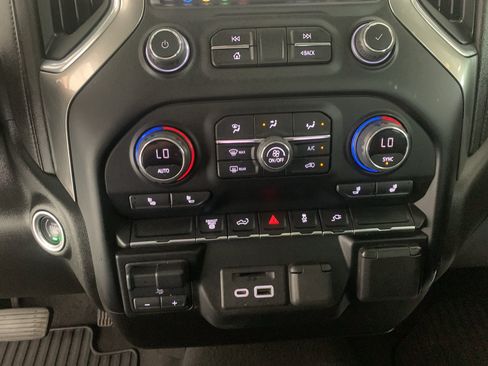 Used 2023 Chevrolet Silverado 2500 LTZ AWD/4WD image 24