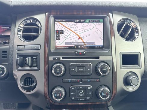 Used 2015 Ford Expedition EL Platinum image 24