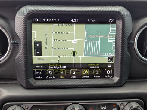 Used 2021 Jeep Wrangler Unlimited Rubicon 4xe w/ Safety Group AWD/4WD image 25