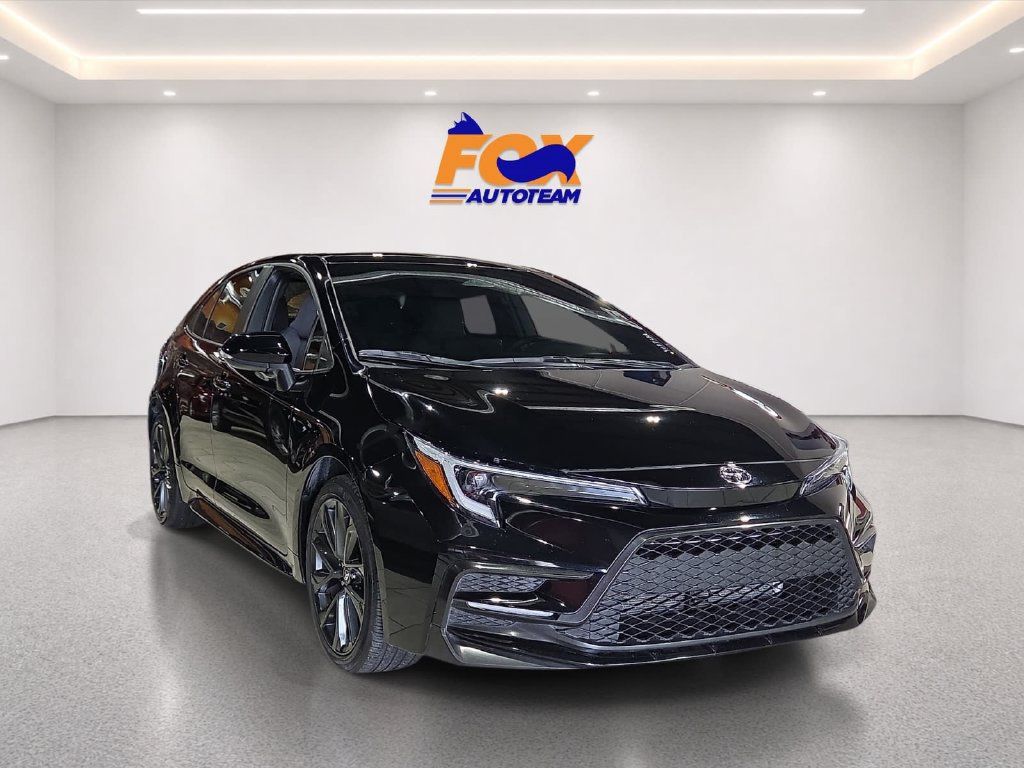 Certified 2026 Toyota Corolla SE FWD image 6