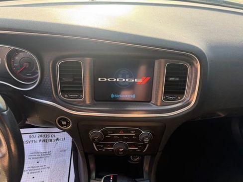 Used 2018 Dodge Charger GT image 30
