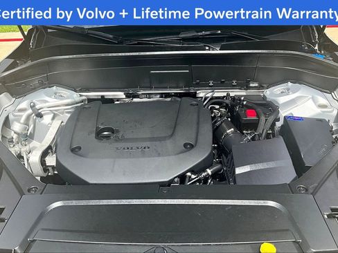 Used 2025 Volvo XC90 B6 Plus AWD/4WD image 13