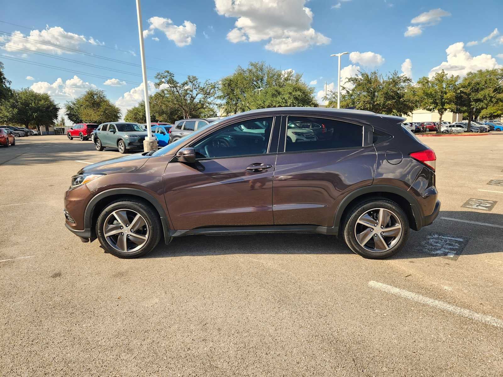 Used 2022 Honda HR-V EX image 4