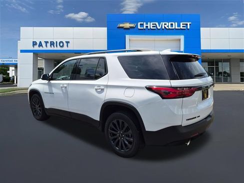 Used 2022 Chevrolet Traverse RS w/ LPO, Floor Liner Package AWD/4WD image 8