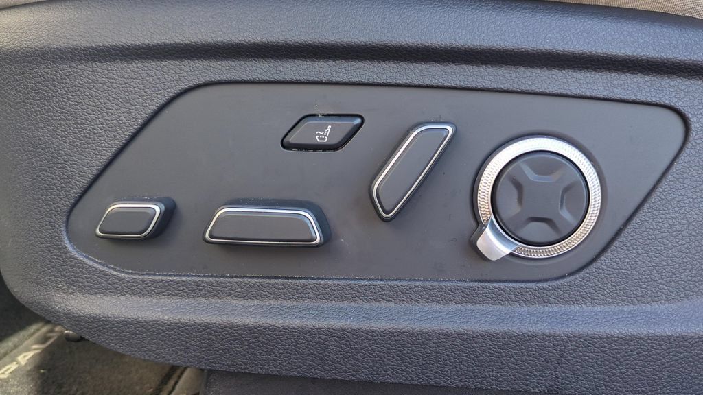 Certified 2024 Hyundai Palisade Calligraphy FWD image 16