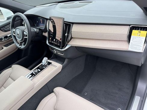 New 2026 Volvo XC90 T8 Ultra w/ Protection Package AWD/4WD image 31