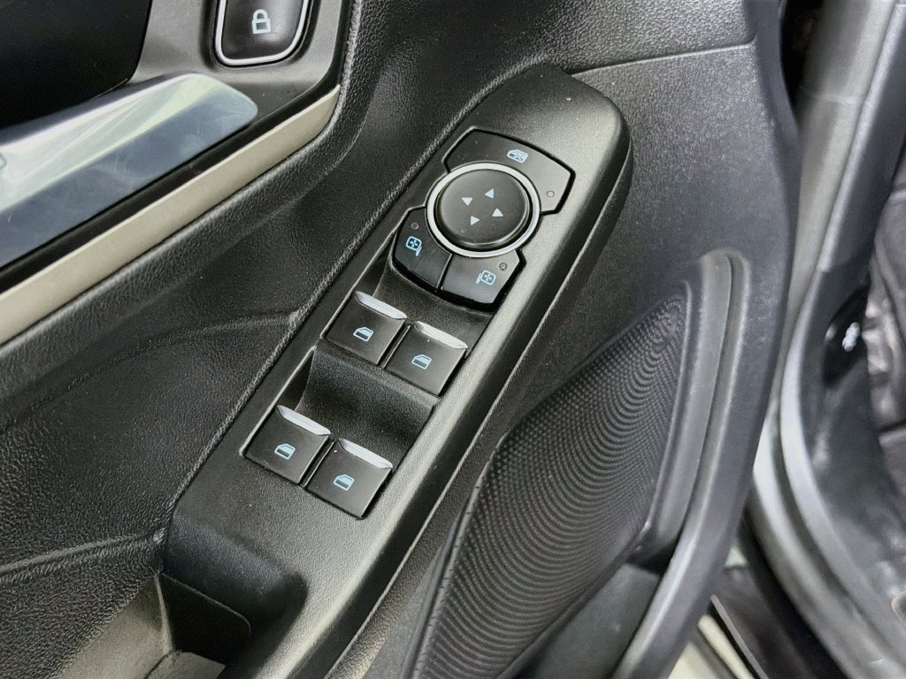 Used 2021 Ford Escape SEL FWD image 21