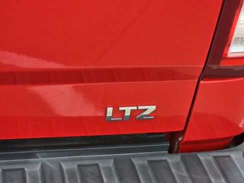 Used 2016 Chevrolet Silverado 1500 LTZ Z71 w/ LTZ Plus Package AWD/4WD image 7
