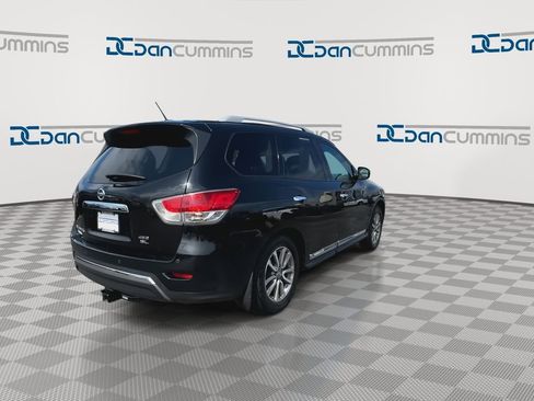 Used 2015 Nissan Pathfinder SL image 8