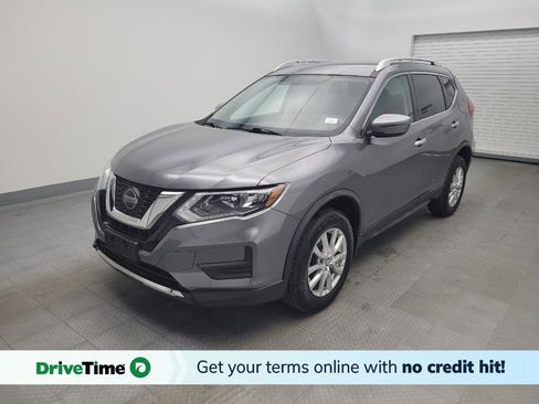 Used 2018 Nissan Rogue SV image 1