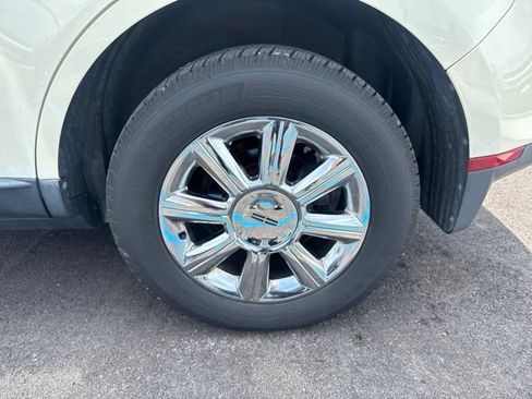 Used 2008 Lincoln MKX AWD image 15