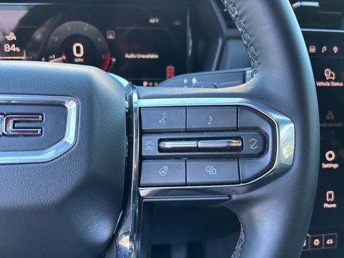 Used 2025 GMC Terrain Elevation image 18